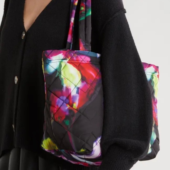 Marc Jacobs Medium Floral Quilted Nylon Tote - Picture 6 of 11